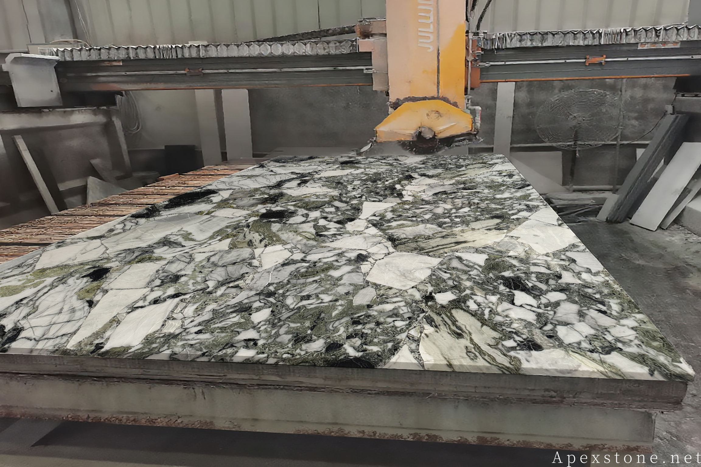 Primavera Marble slab cutting on CNC bridge saw showing quality inspection