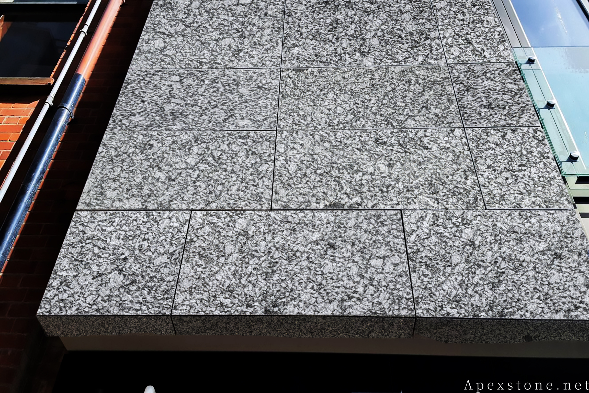 Sea Wave Granite pool coping bullnose profile detail