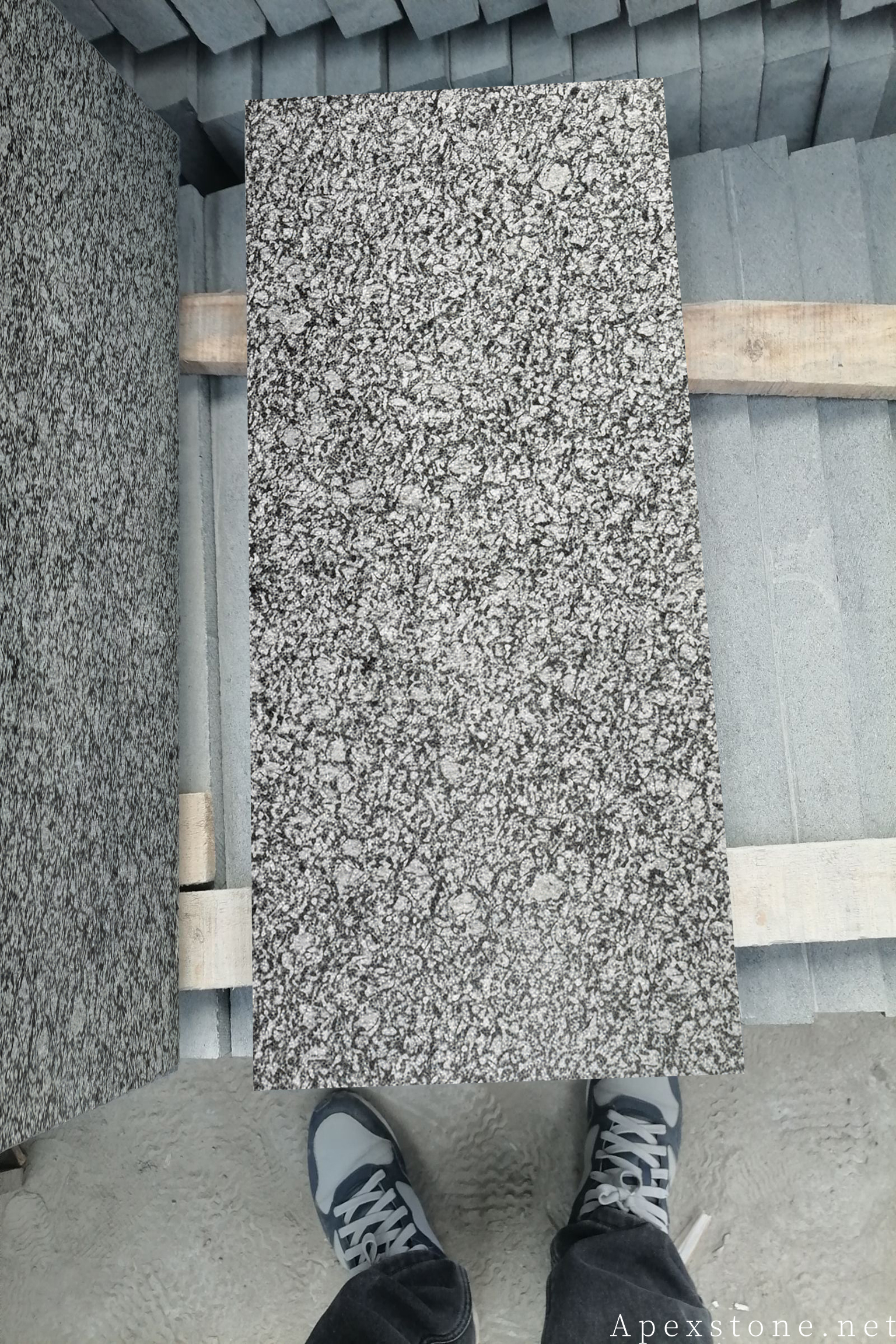 Sea Wave Granite stone patio paving slab product