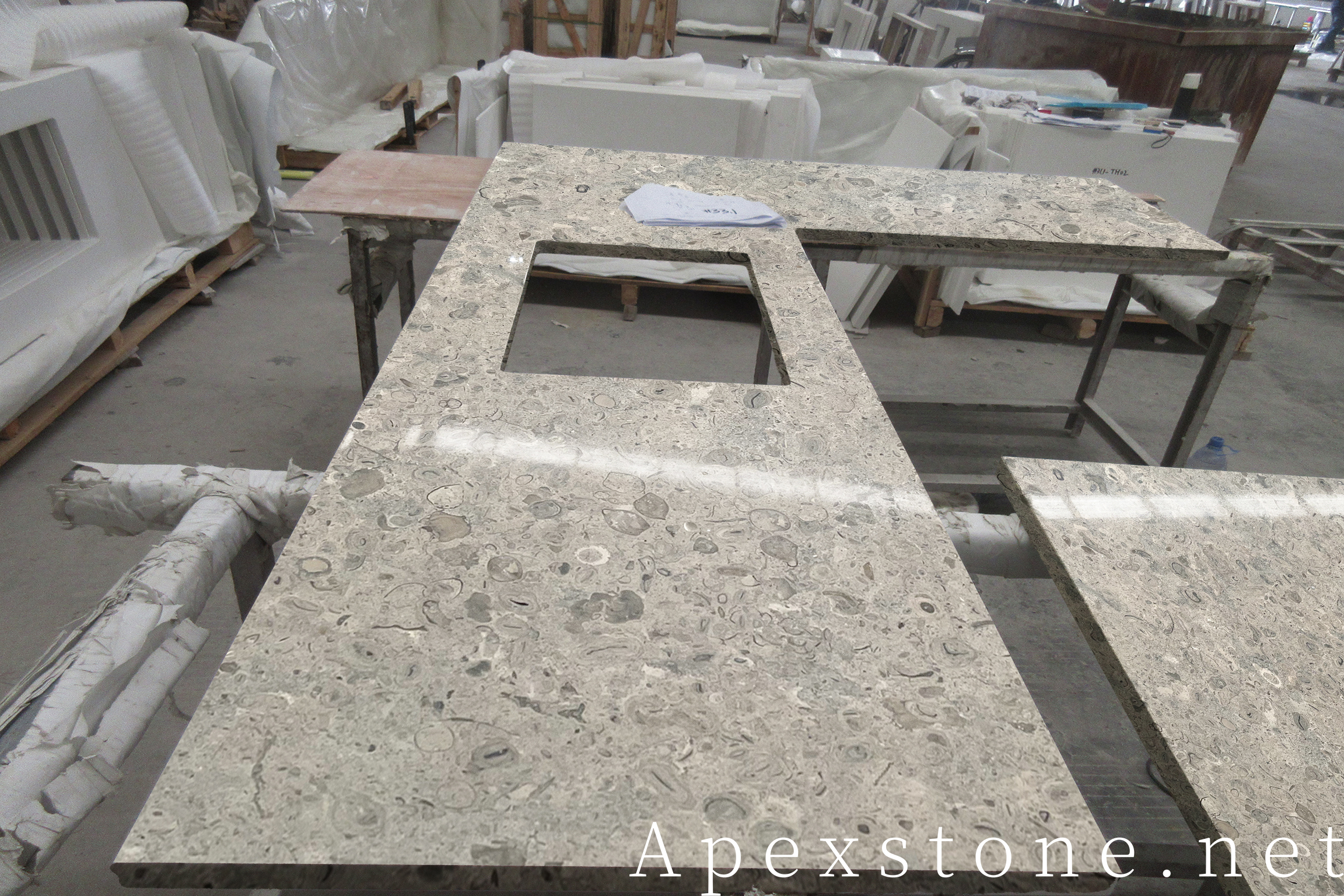 Portuguese Grey limestone tabletop product detail