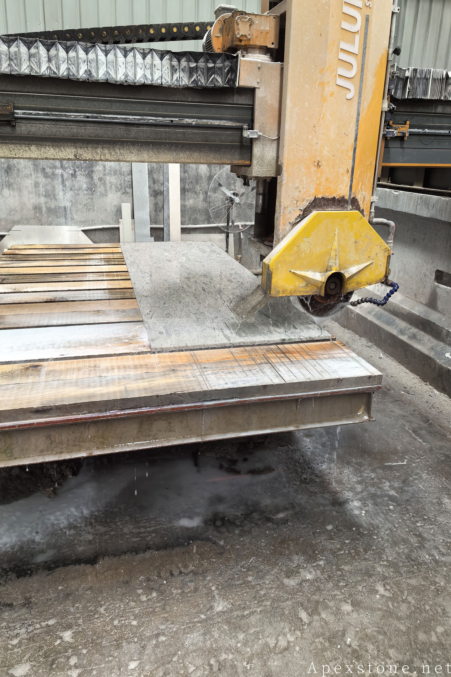 Portuguese Grey limestone block cutting for carved products