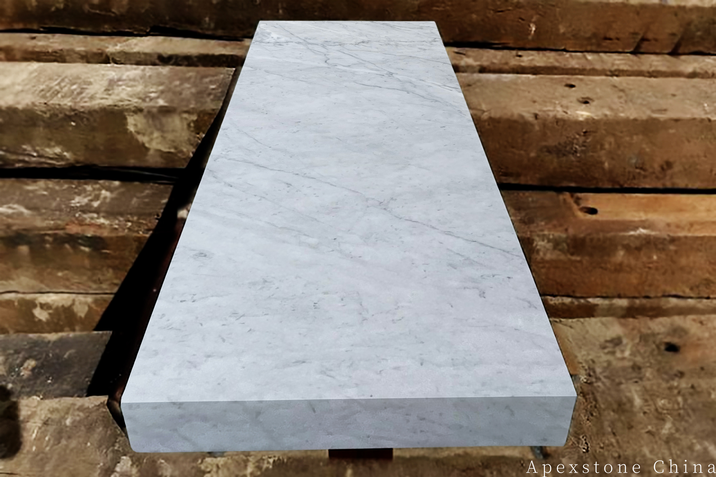 Statuario Venato marble wall caps profile detail