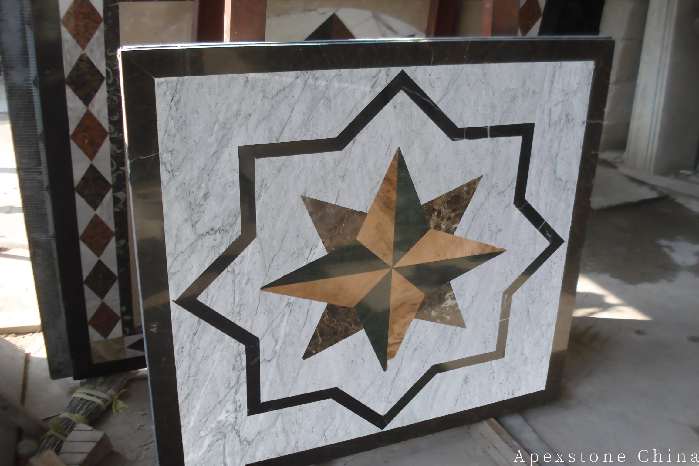 Statuario Venato Marble water jet medallion inlay