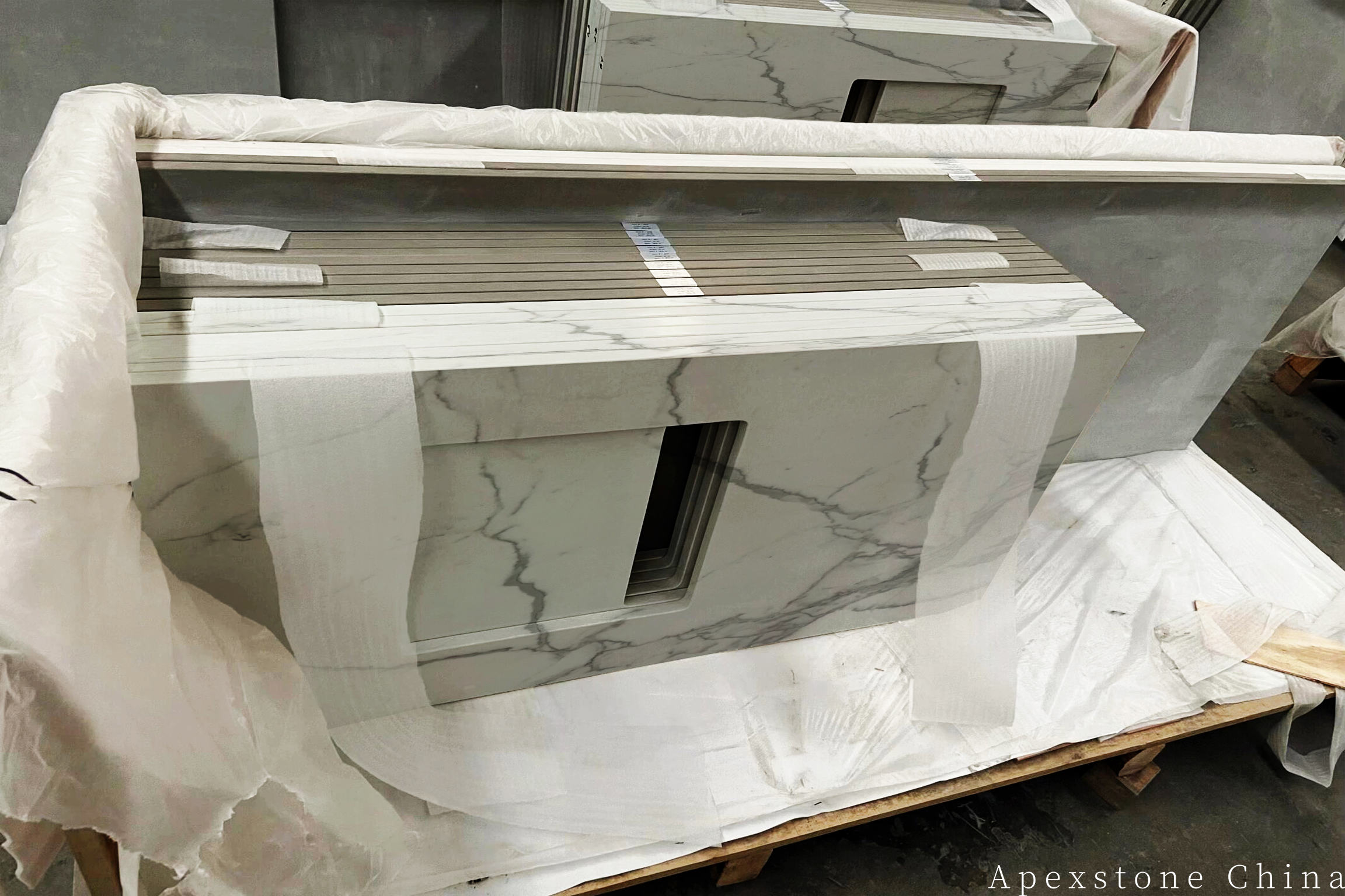 Calacatta White tops packed for transport